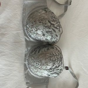 Victoria’s Secret Bra